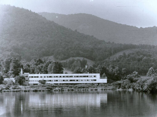 Historic photo of Black Mountain College campus